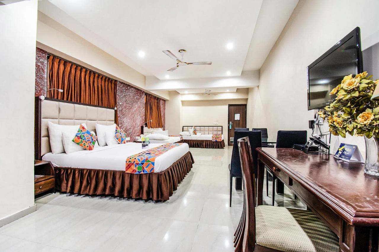 Hotel Maan Residency Satellite Road Ahmedabad Exterior foto